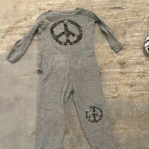 Grey cotton set with camo peace sign. 18 month